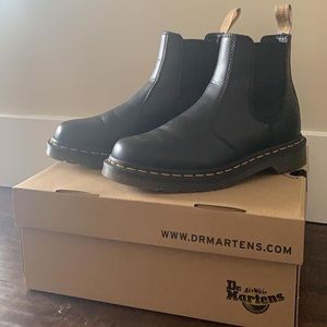 Laceless Dr. Martens (size 7)